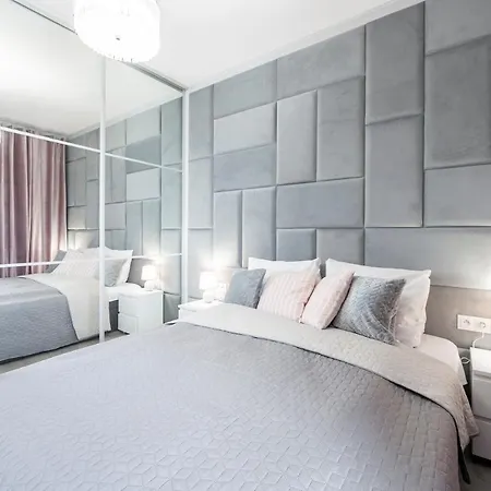 Appartamento Manufaktura Skyline By Pinpoint *