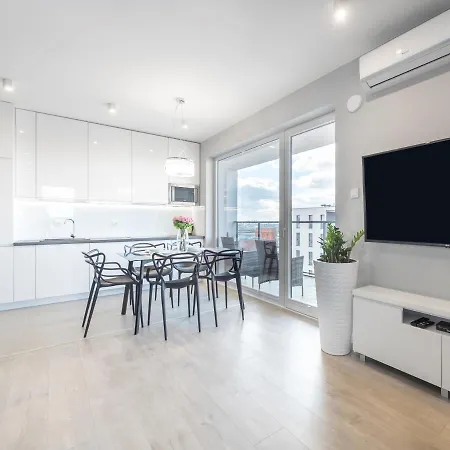 Manufaktura Skyline By Pinpoint *